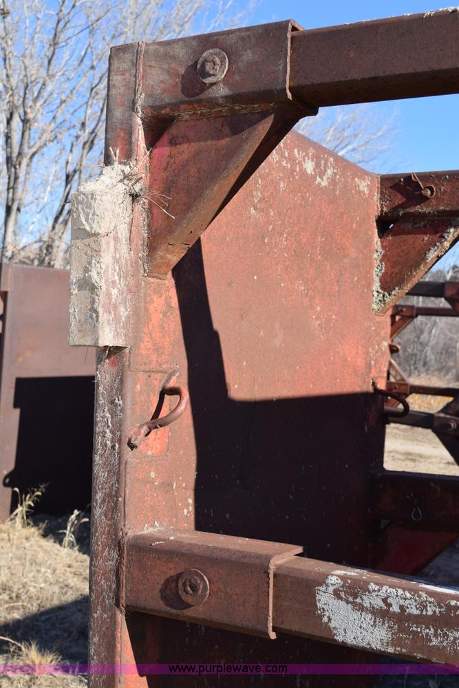 image for item I2371 Trench box