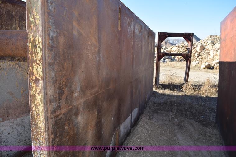 image for item I2376 Trench box