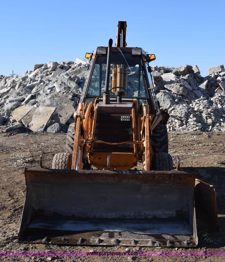 image for item I2385 Case 580 Super E backhoe