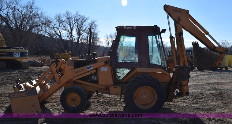 image for item I2385 Case 580 Super E backhoe