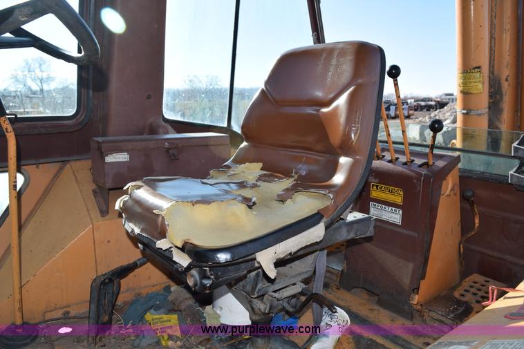 image for item I2385 Case 580 Super E backhoe