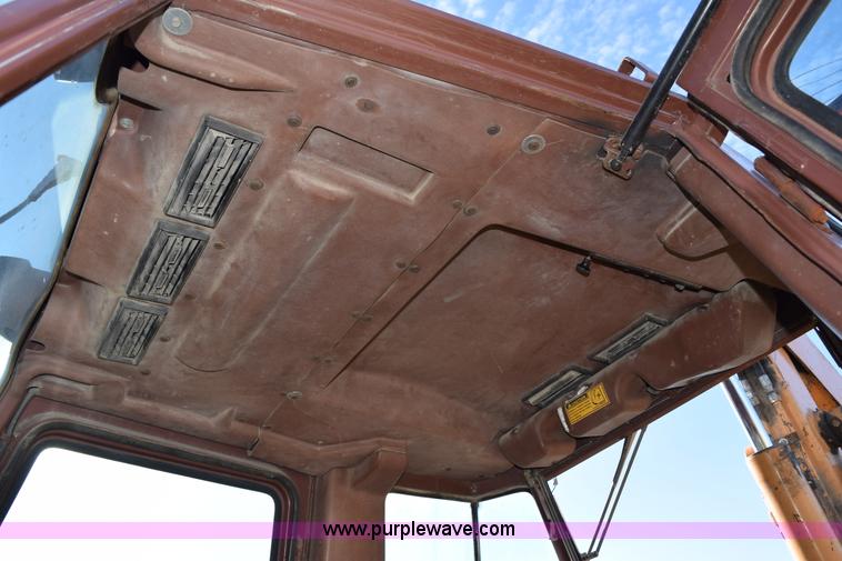 image for item I2385 Case 580 Super E backhoe