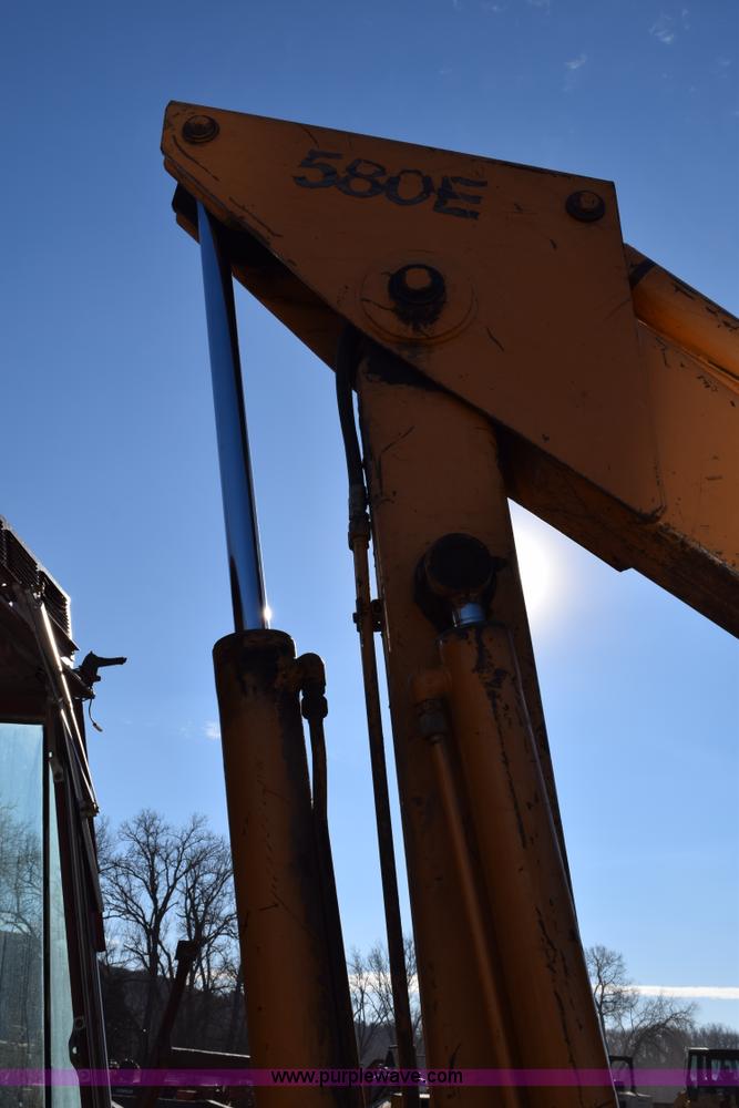 image for item I2385 Case 580 Super E backhoe
