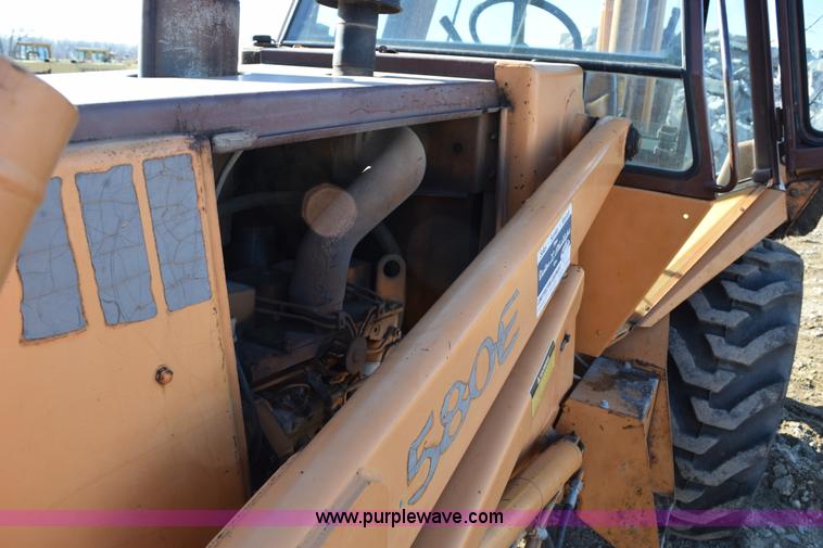 image for item I2385 Case 580 Super E backhoe