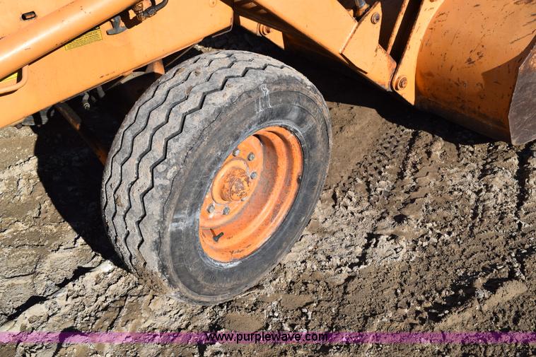 image for item I2385 Case 580 Super E backhoe