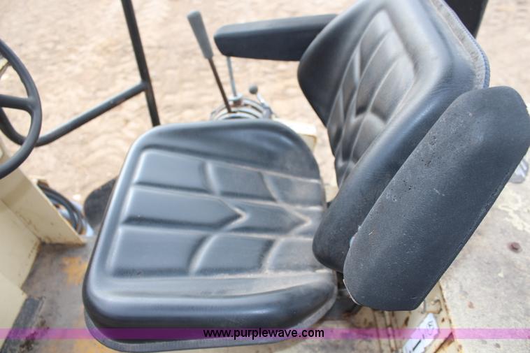 image for item I2395 1992 Ingersoll Rand SD-40F vibratory compactor