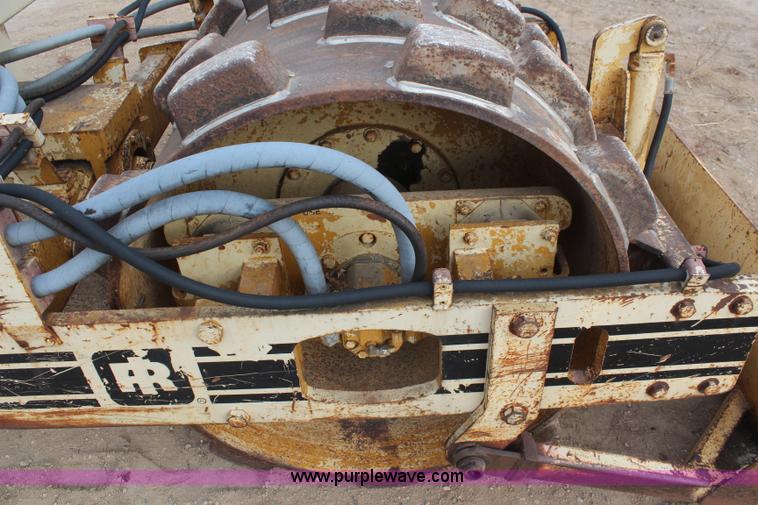 image for item I2395 1992 Ingersoll Rand SD-40F vibratory compactor
