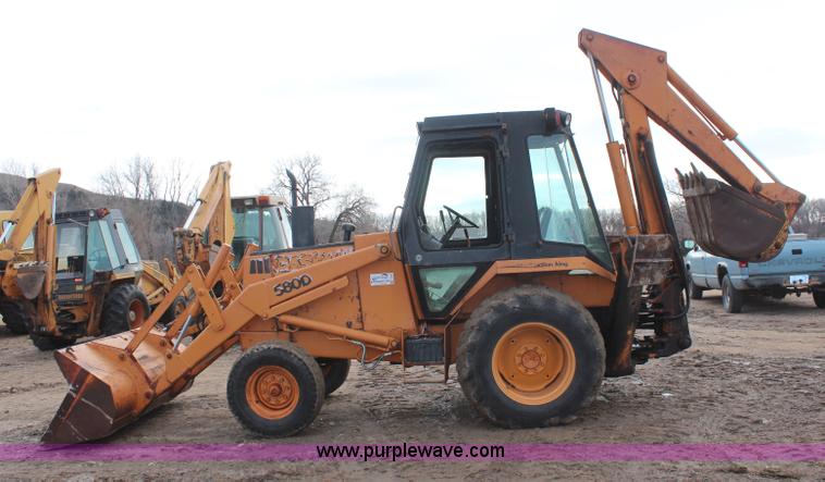 image for item I2439 1981 Case 580D backhoe