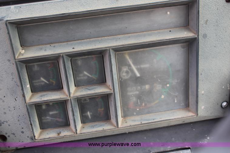 image for item I2439 1981 Case 580D backhoe