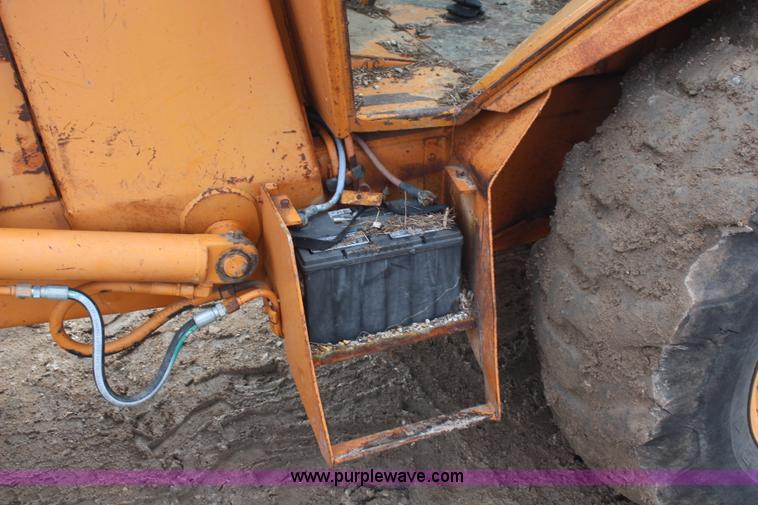 image for item I2439 1981 Case 580D backhoe