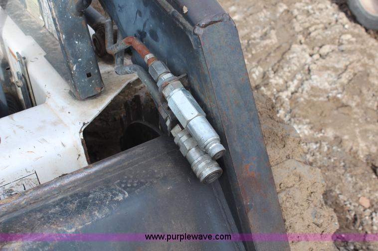 image for item I2440 1993 Bobcat 7753 skid steer