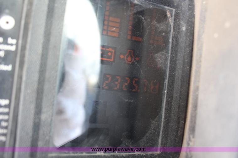 image for item I2440 1993 Bobcat 7753 skid steer