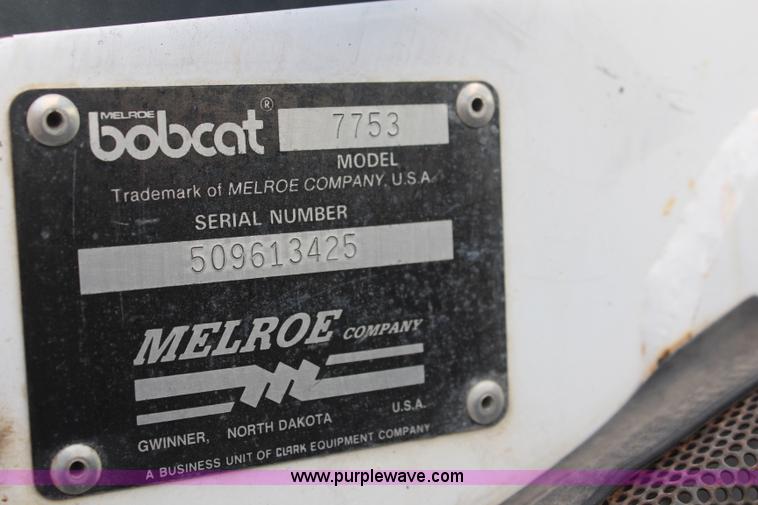 image for item I2440 1993 Bobcat 7753 skid steer