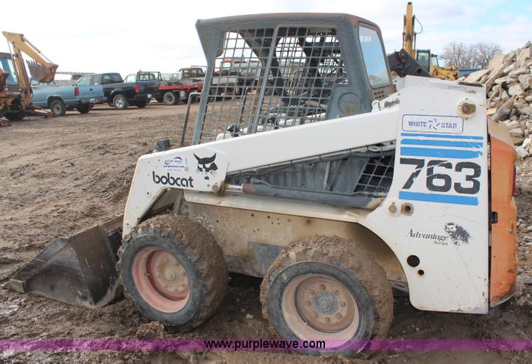 image for item I2441 1999 Bobcat 763G skid steer