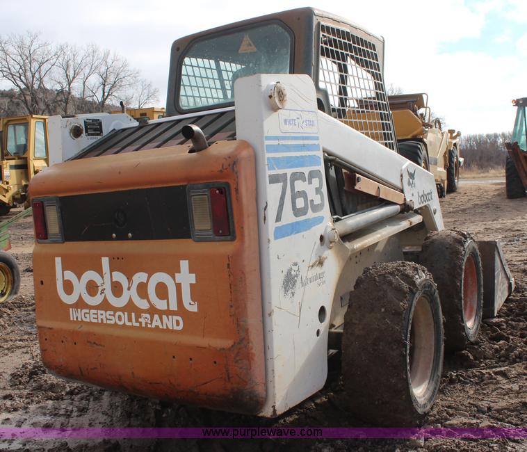 image for item I2441 1999 Bobcat 763G skid steer