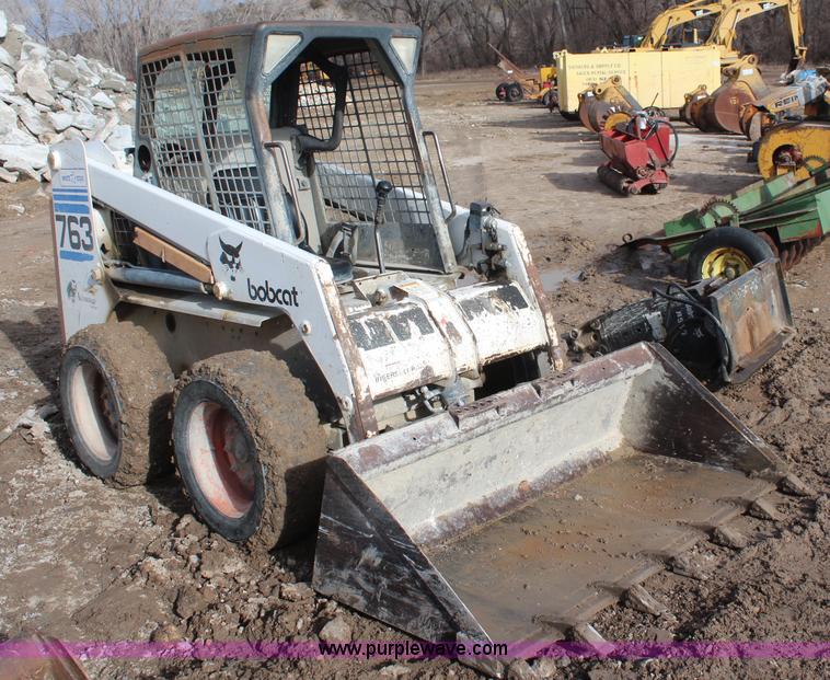 image for item I2441 1999 Bobcat 763G skid steer