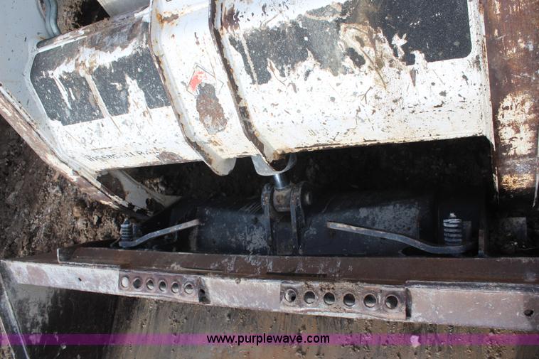 image for item I2441 1999 Bobcat 763G skid steer