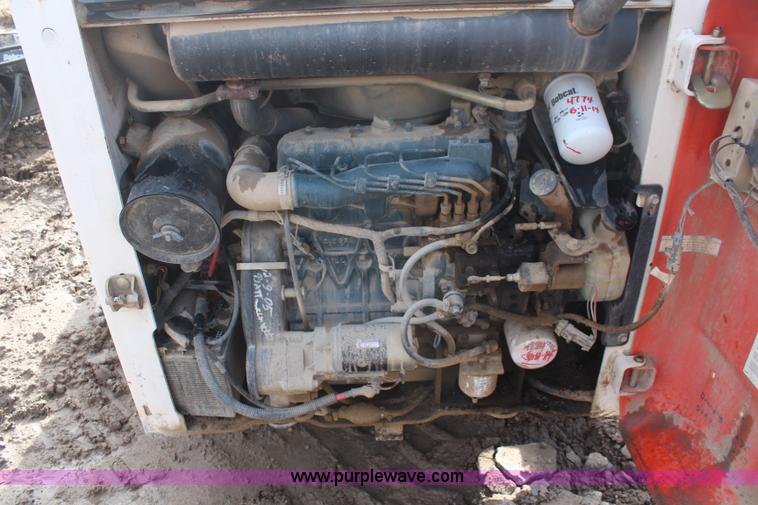 image for item I2441 1999 Bobcat 763G skid steer