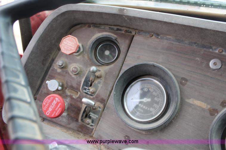 image for item I2443 1979 Ford 8000 dump truck