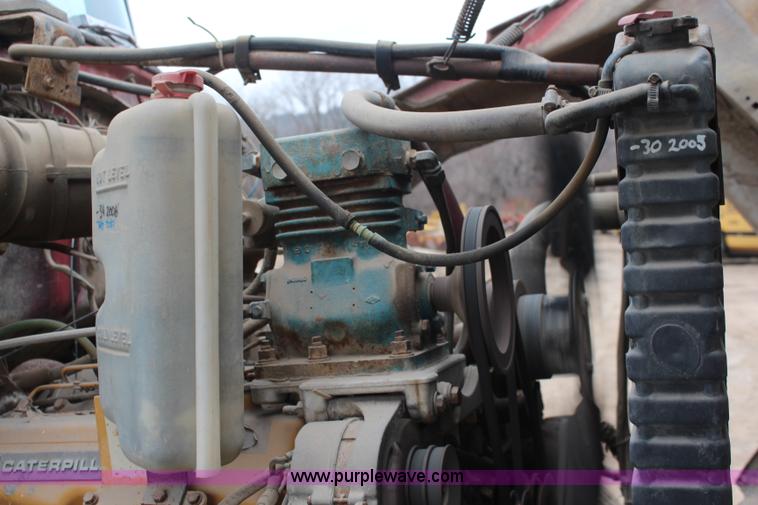 image for item I2443 1979 Ford 8000 dump truck