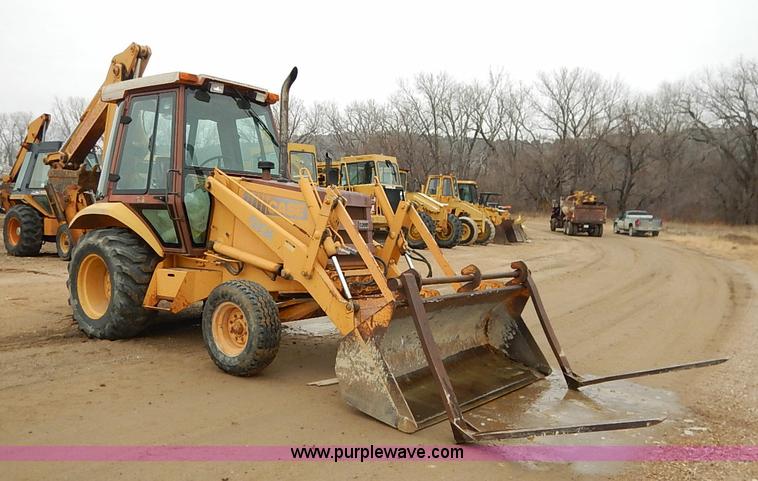 image for item I2444 1988 Case 580K backhoe