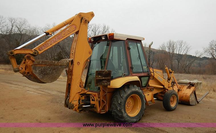 image for item I2444 1988 Case 580K backhoe