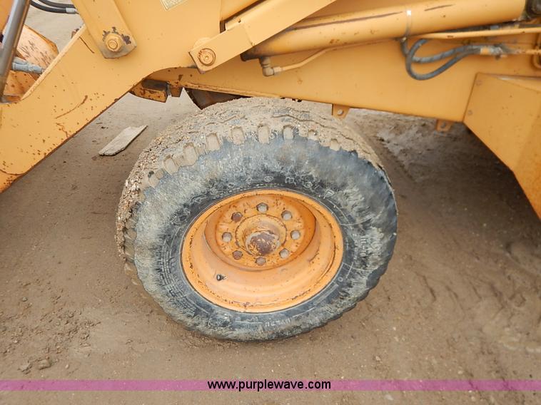image for item I2444 1988 Case 580K backhoe