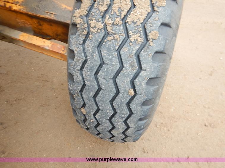 image for item I2444 1988 Case 580K backhoe