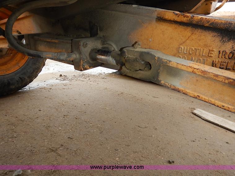 image for item I2444 1988 Case 580K backhoe