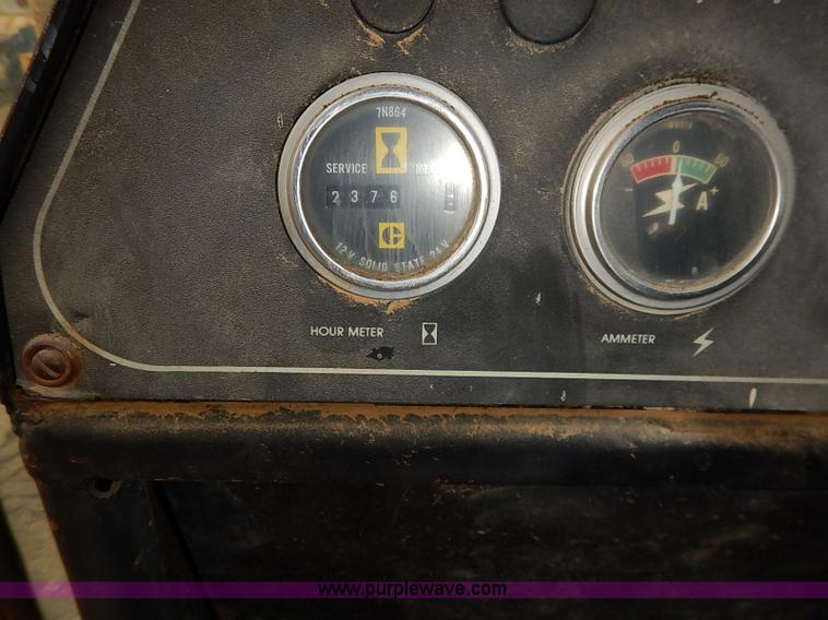 image for item I2445 Royal 80 articulated motor grader