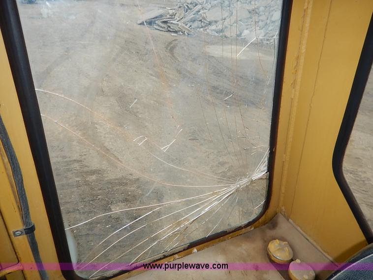 image for item I2445 Royal 80 articulated motor grader