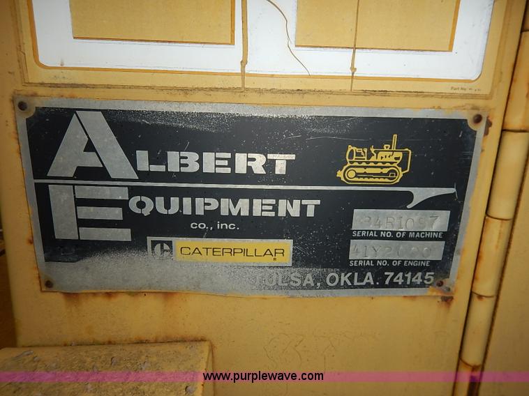 image for item I2445 Royal 80 articulated motor grader