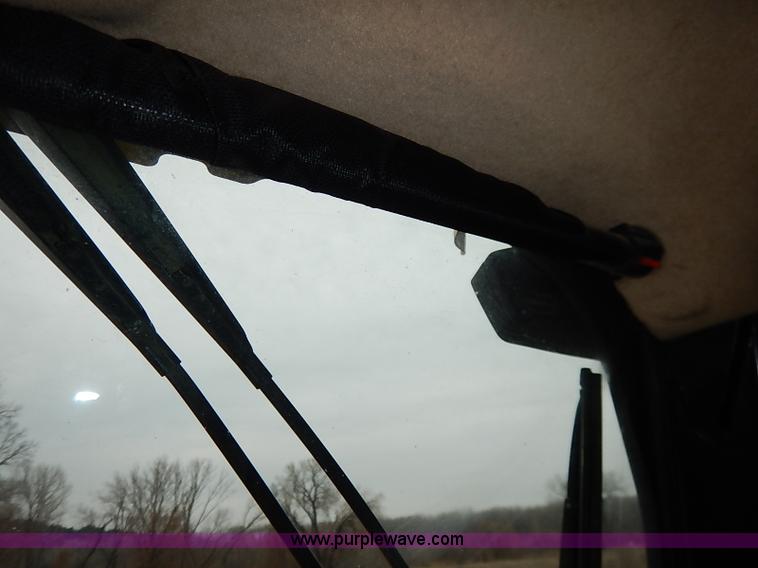 image for item I2446 1998 Caterpillar 953C track loader