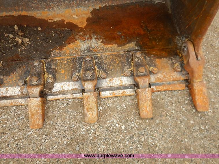 image for item I2446 1998 Caterpillar 953C track loader