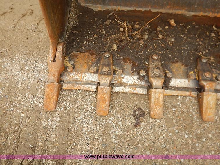 image for item I2446 1998 Caterpillar 953C track loader