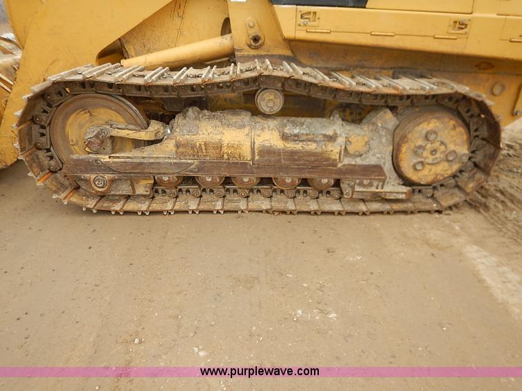 image for item I2446 1998 Caterpillar 953C track loader