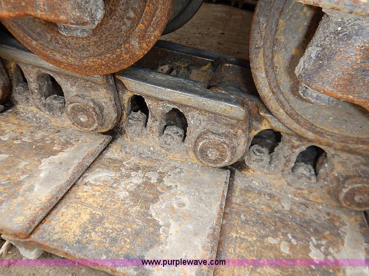 image for item I2446 1998 Caterpillar 953C track loader