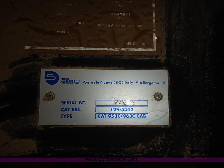 image for item I2446 1998 Caterpillar 953C track loader