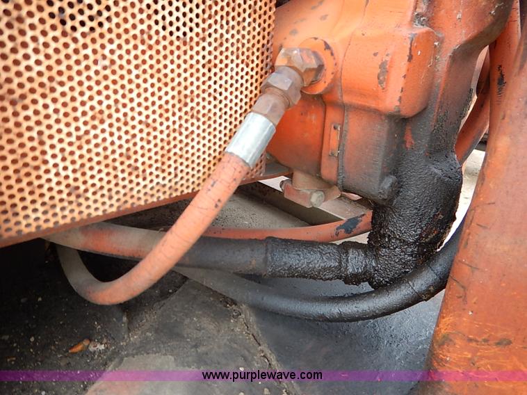 image for item I2448 Ditch Witch R65 trencher