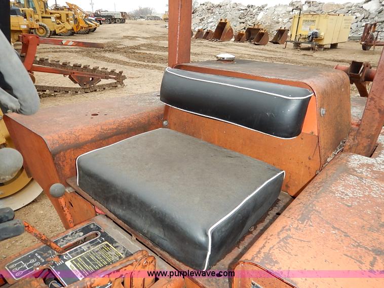 image for item I2448 Ditch Witch R65 trencher