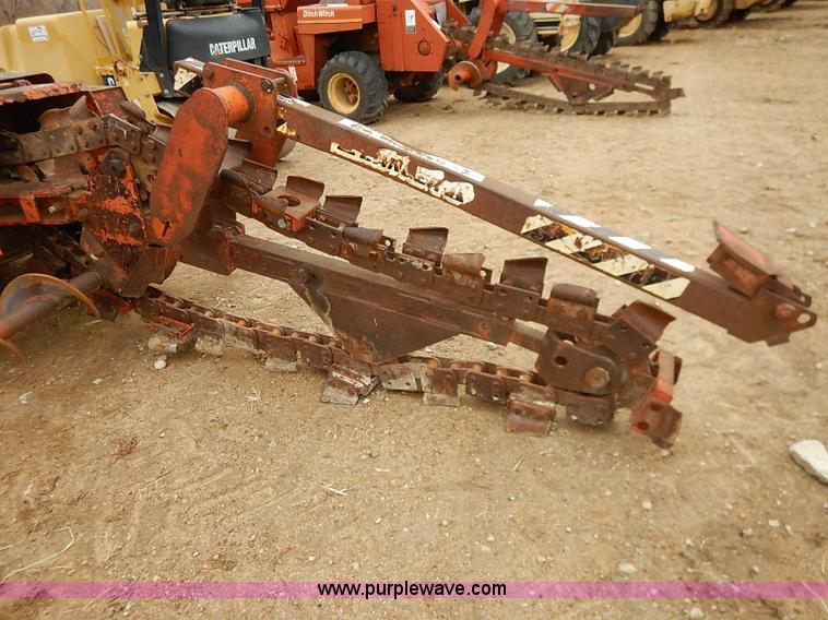 image for item I2448 Ditch Witch R65 trencher