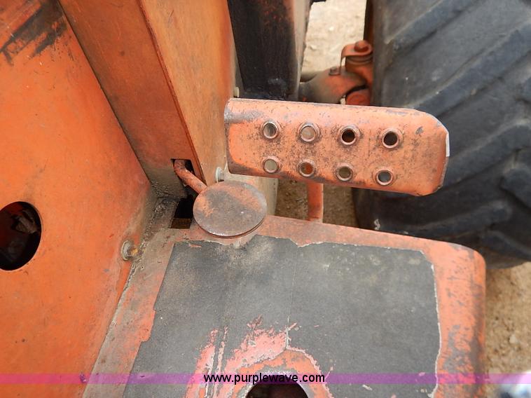 image for item I2448 Ditch Witch R65 trencher