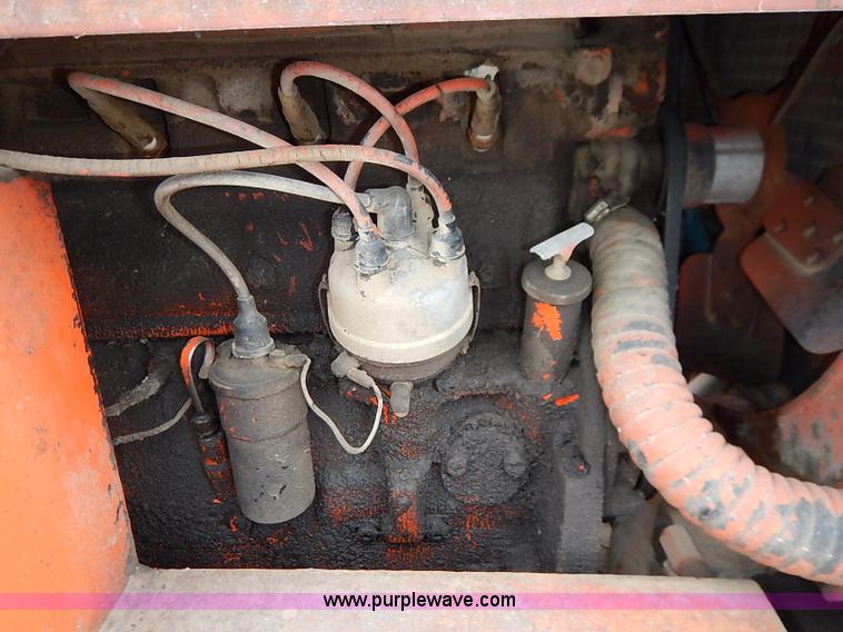 image for item I2448 Ditch Witch R65 trencher