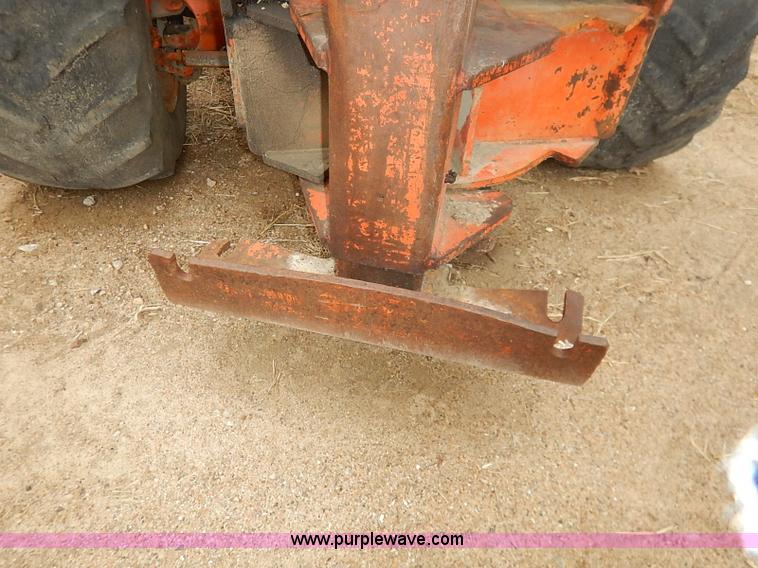 image for item I2449 Ditch Witch R65 vibratory plow