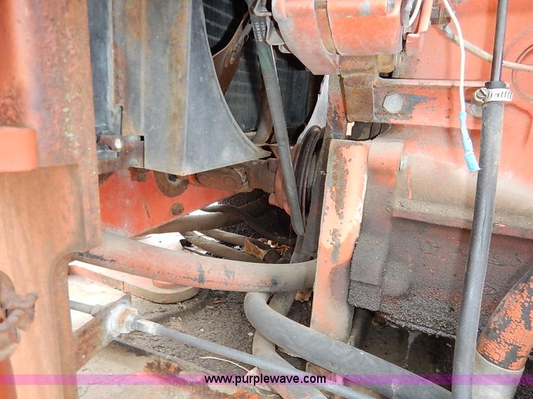 image for item I2449 Ditch Witch R65 vibratory plow