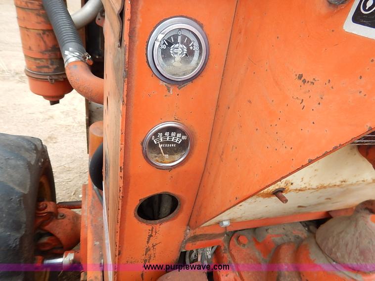 image for item I2449 Ditch Witch R65 vibratory plow