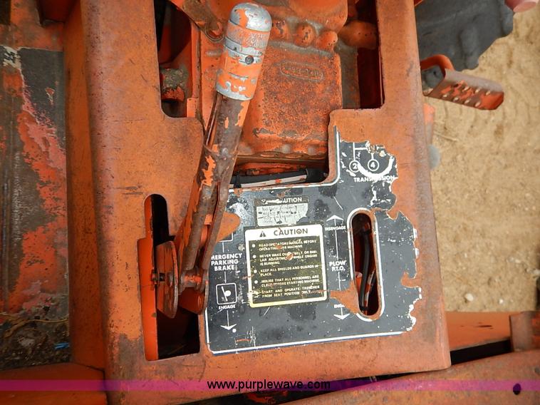 image for item I2449 Ditch Witch R65 vibratory plow