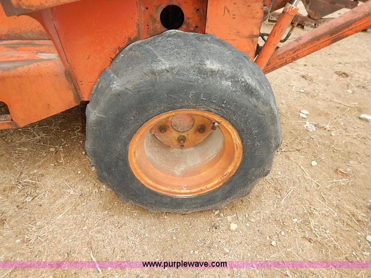 image for item I2449 Ditch Witch R65 vibratory plow