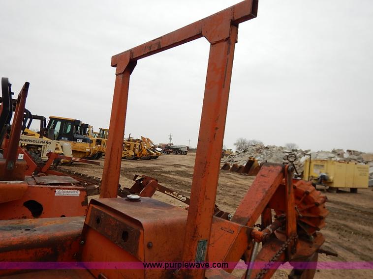 image for item I2449 Ditch Witch R65 vibratory plow