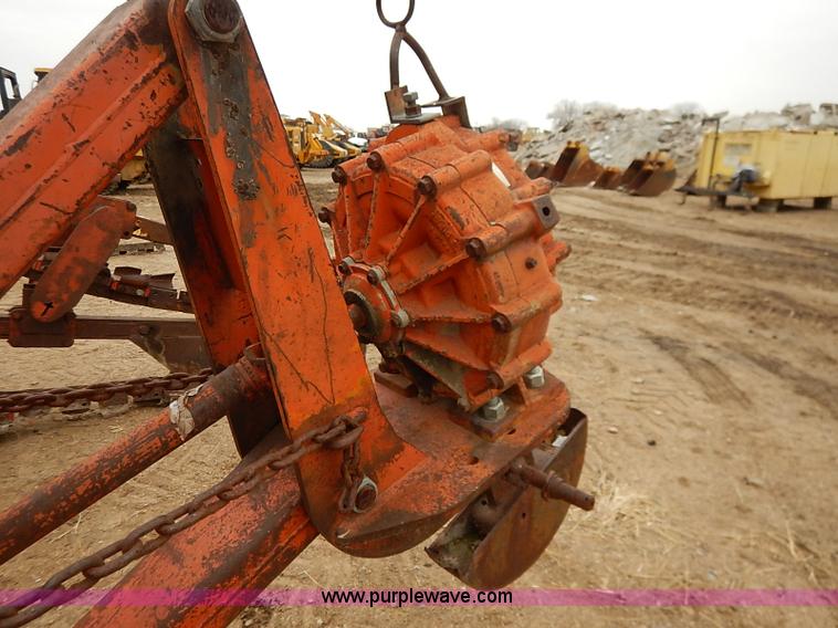 image for item I2449 Ditch Witch R65 vibratory plow